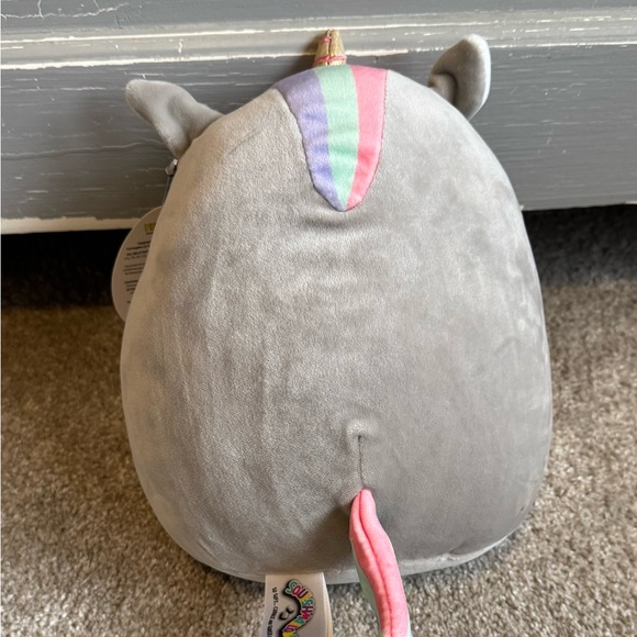 NWT Squishmallows 8” Gray Sleeping Unicorn Plush Stuffed Animal - Picture 4 of 5